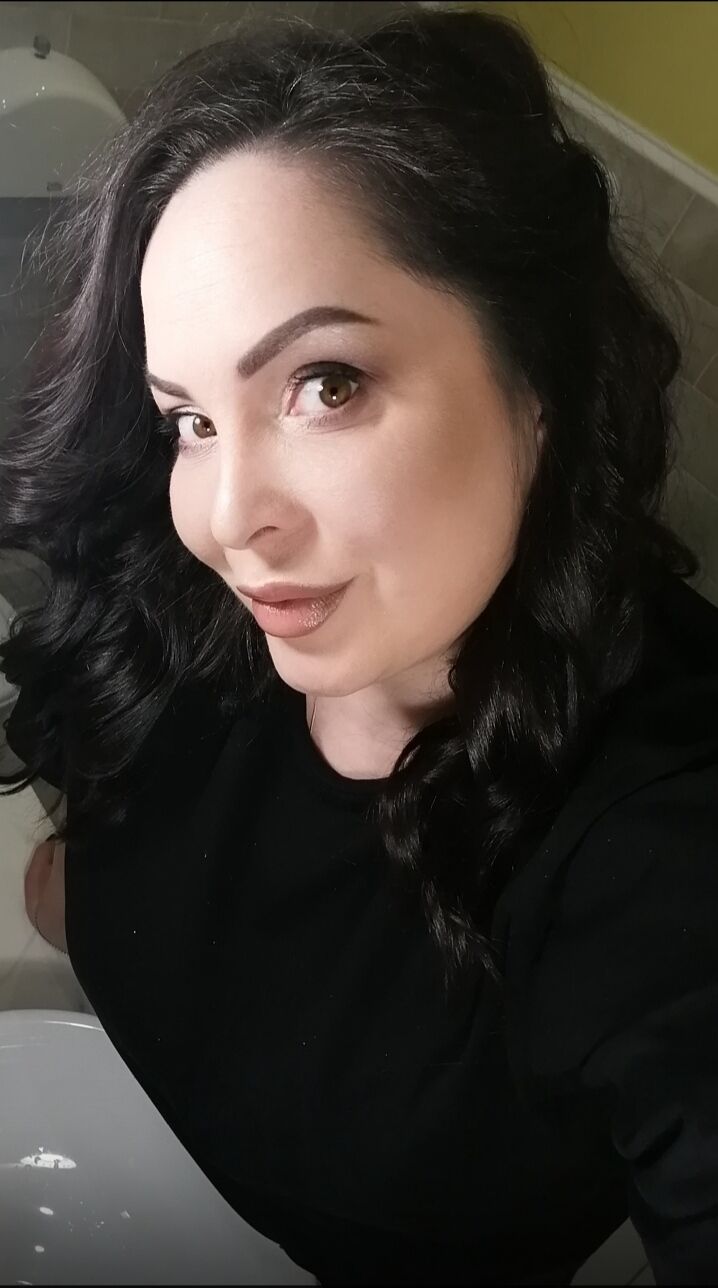  54391829  Yana, 40 ,    -