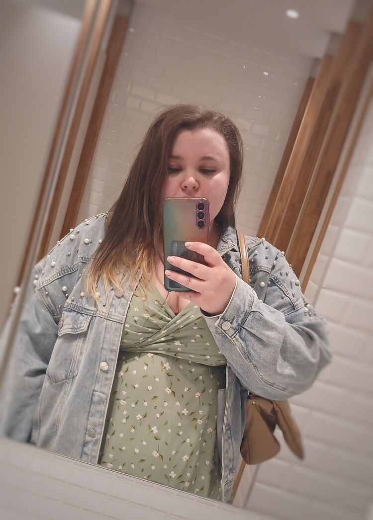  ,   , 33 ,   c 