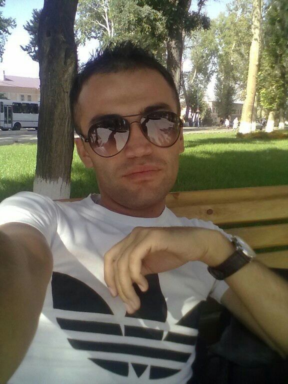  ,   Rich, 35 ,   