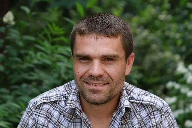  ,   Victor, 40 ,   ,   