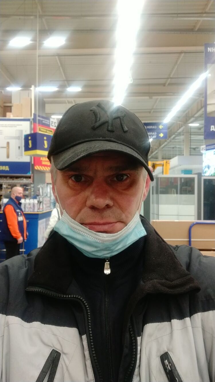 ,   Sasha, 51 ,   ,   , c 