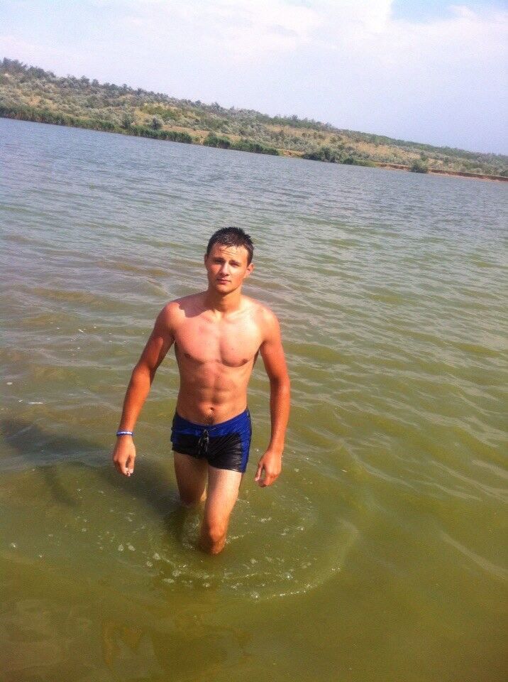  -,   Pavel, 29 ,   