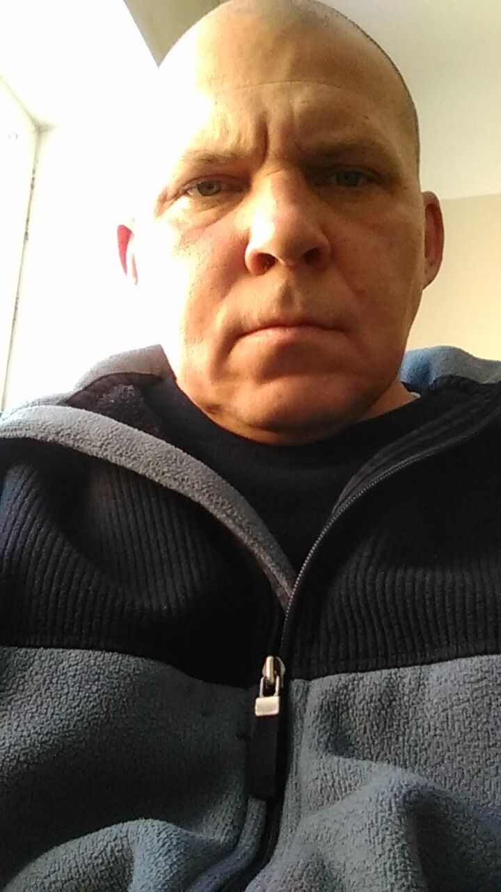  24687879  , 53 ,    