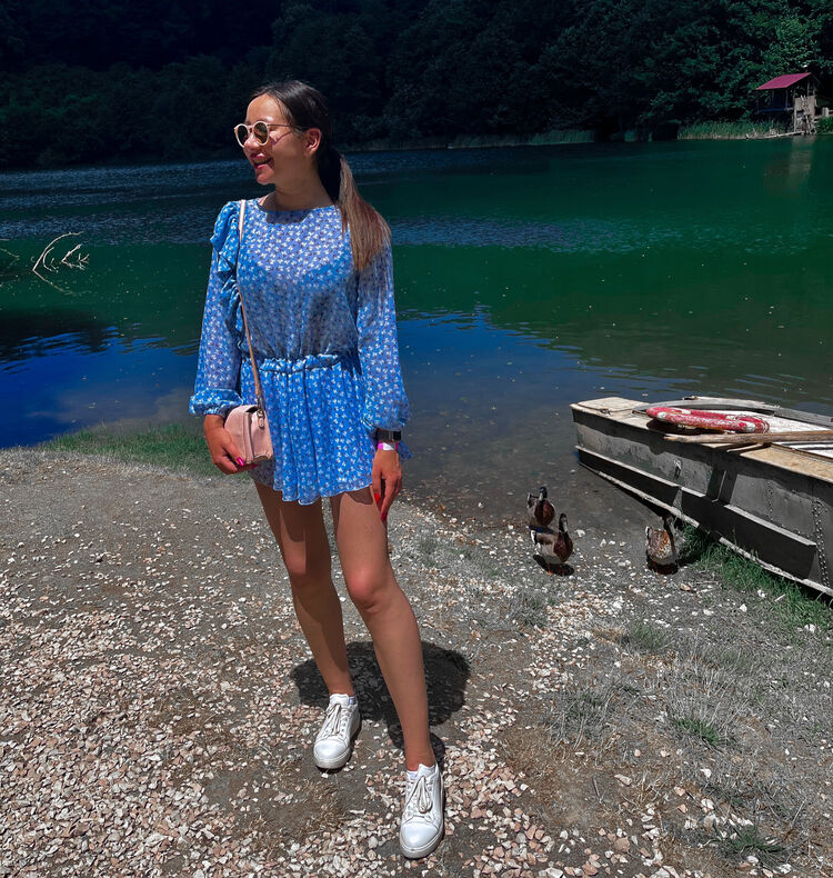  44265279  , 28 ,    -