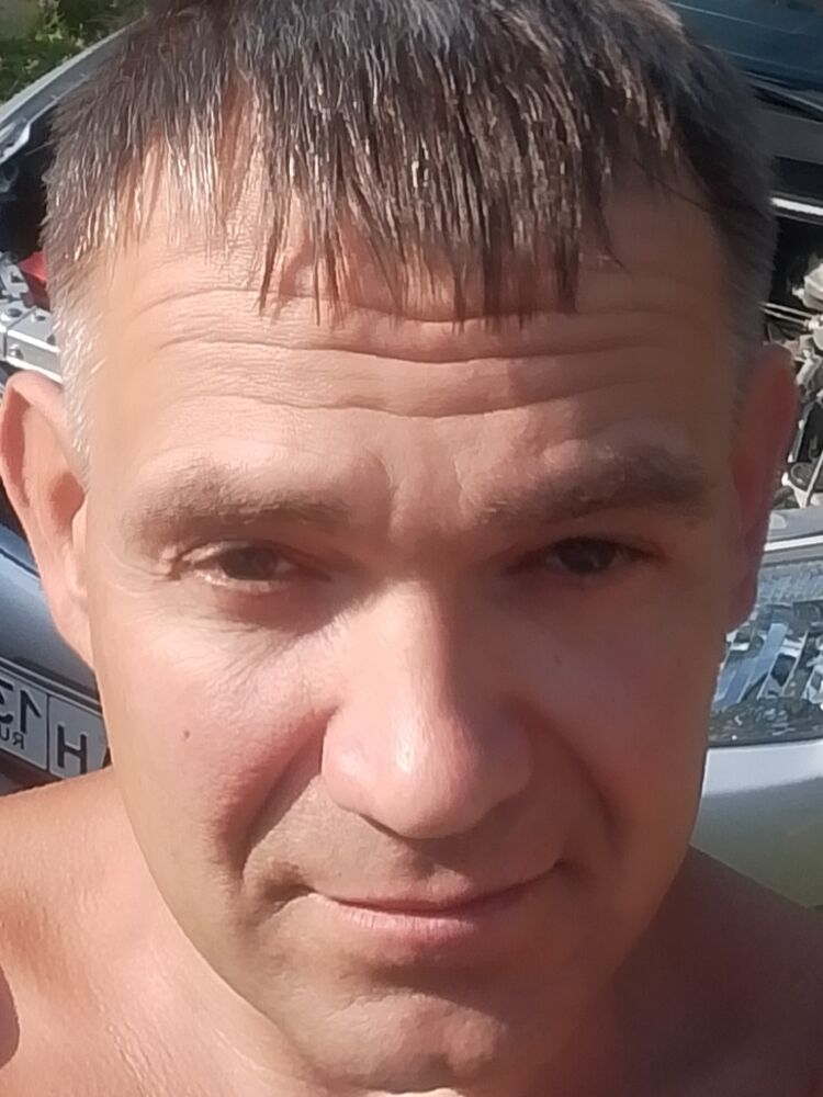 ,   Andrei, 40 ,   ,   , c 