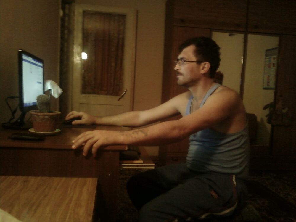  ,   Armen, 52 ,   