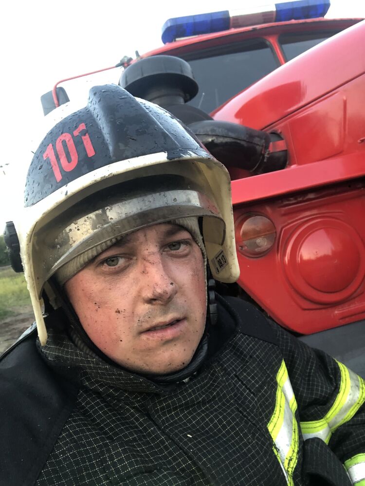  43694699  , 35 ,    
