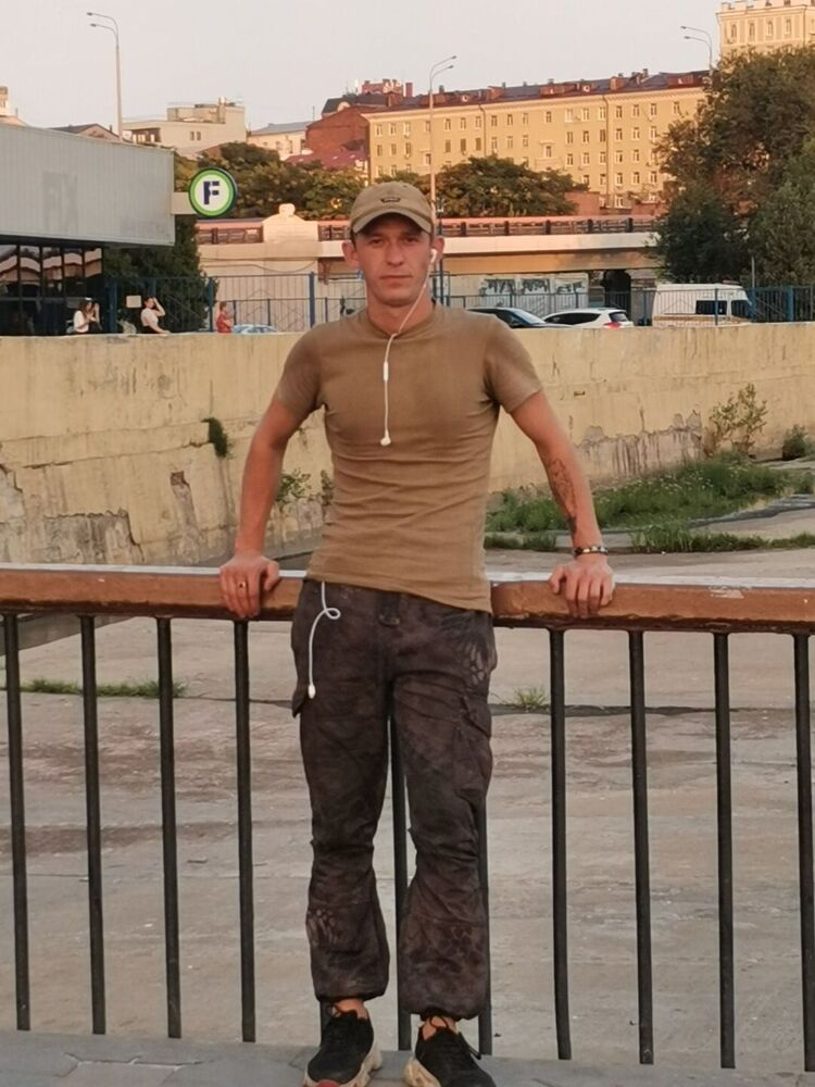  28296599  Andrey, 28 ,    