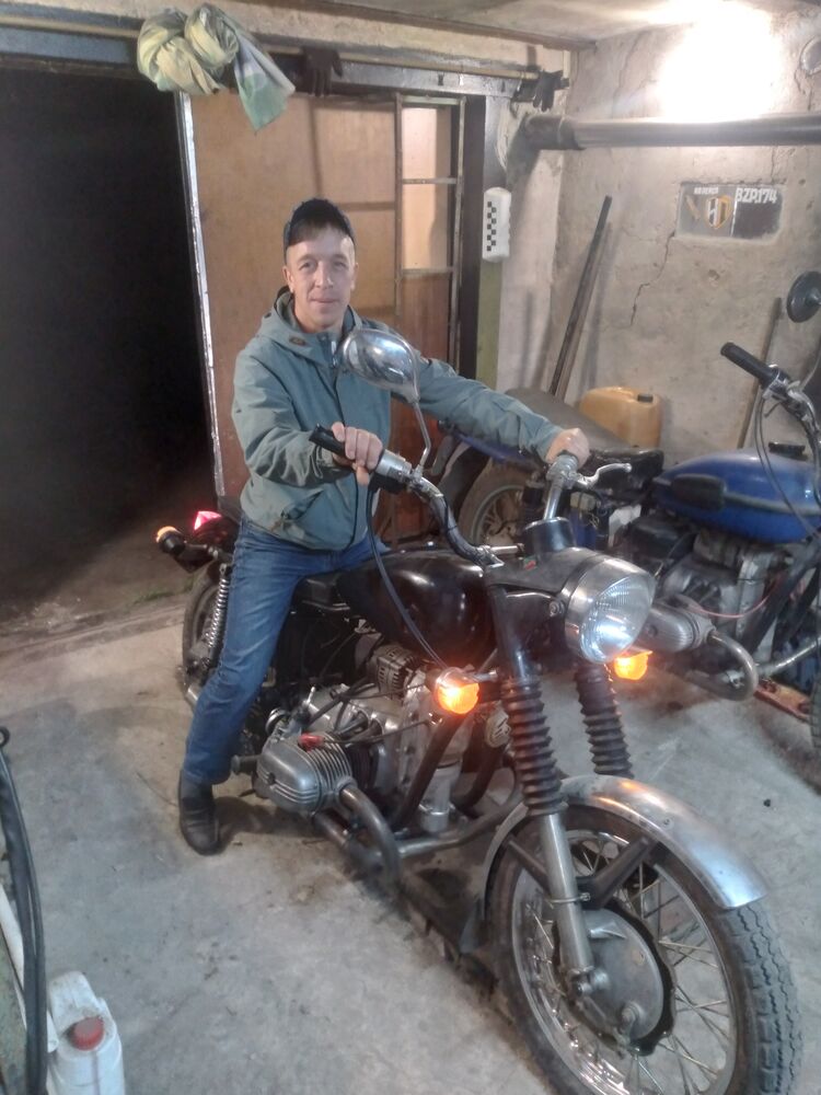  27331029  , 43 ,    