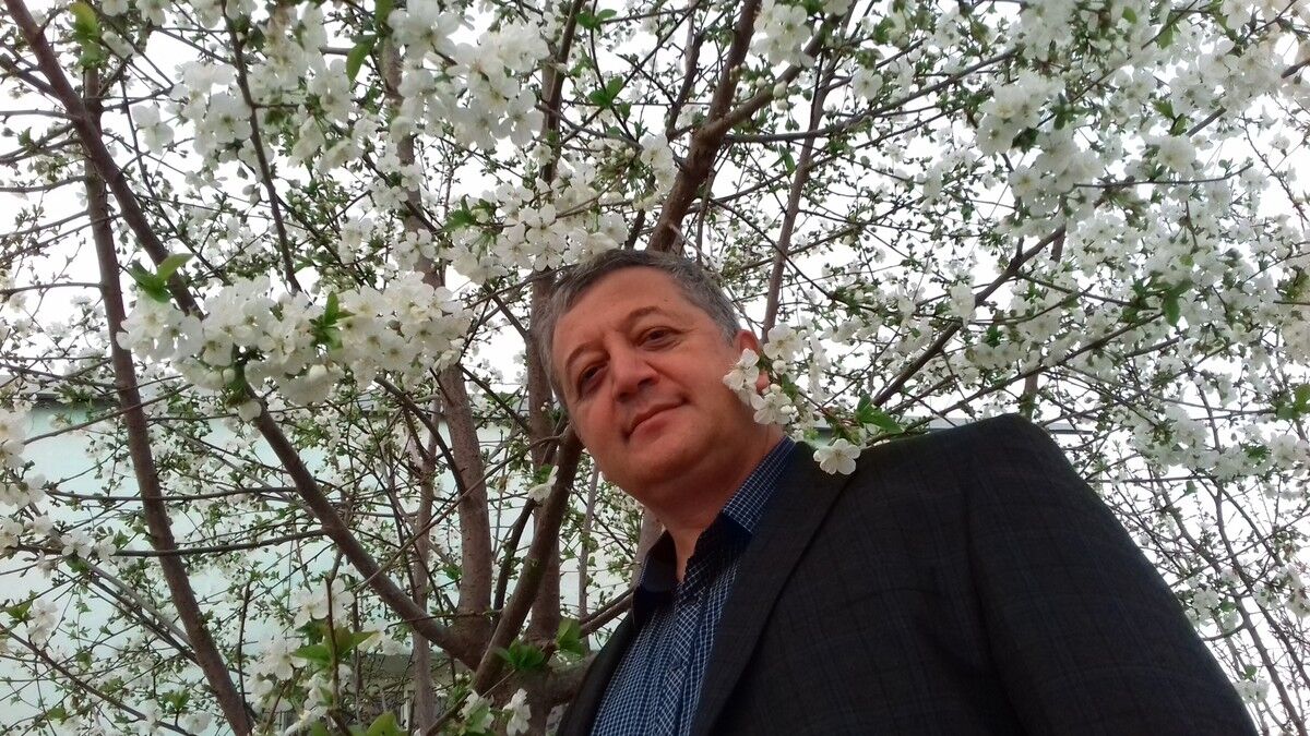  12401949  Abdukarim, 57 ,    