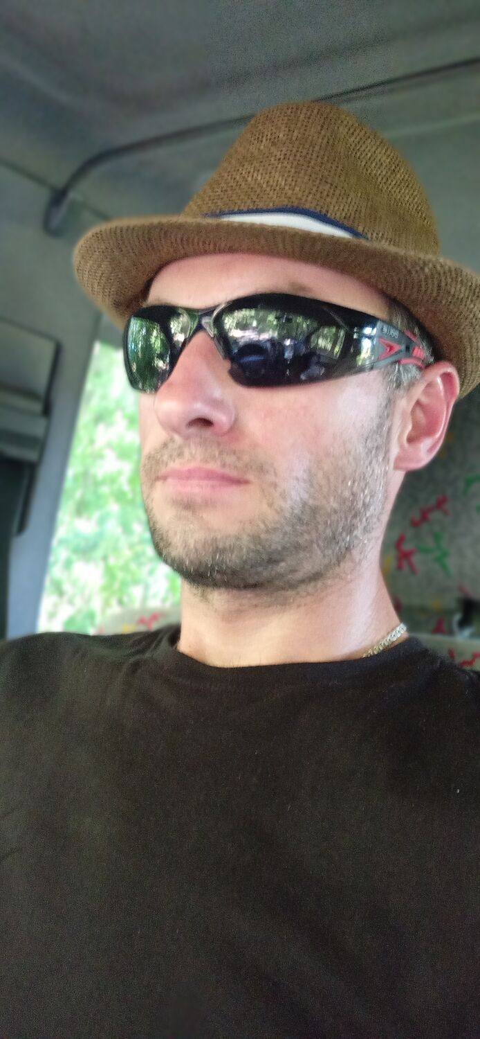  -,   Serhiy, 38 ,   