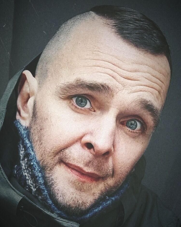  ,   Ilja, 39 ,   ,   