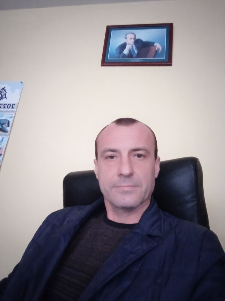  30766819  , 41 ,    