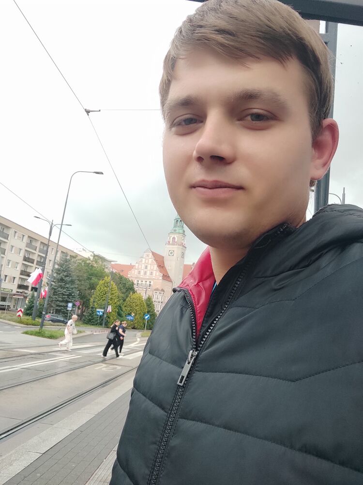  ,   Valera, 25 ,   ,   