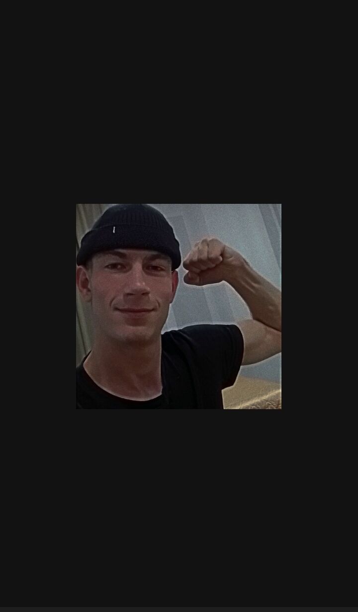  40048119  Vyacheslav, 22 ,    