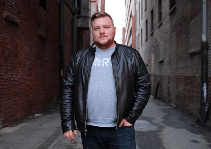  ,   Alex, 39 ,   ,   
