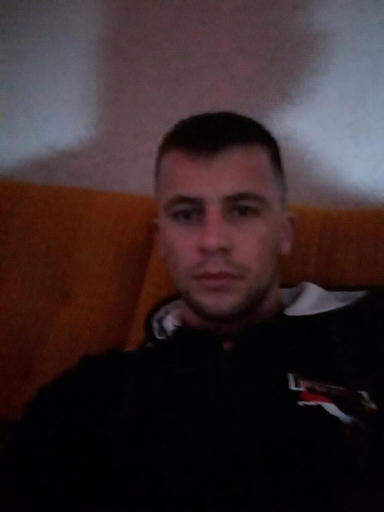  49186629  Alex, 34 ,    