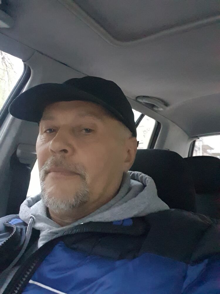  47441289  Vlad, 61 ,    