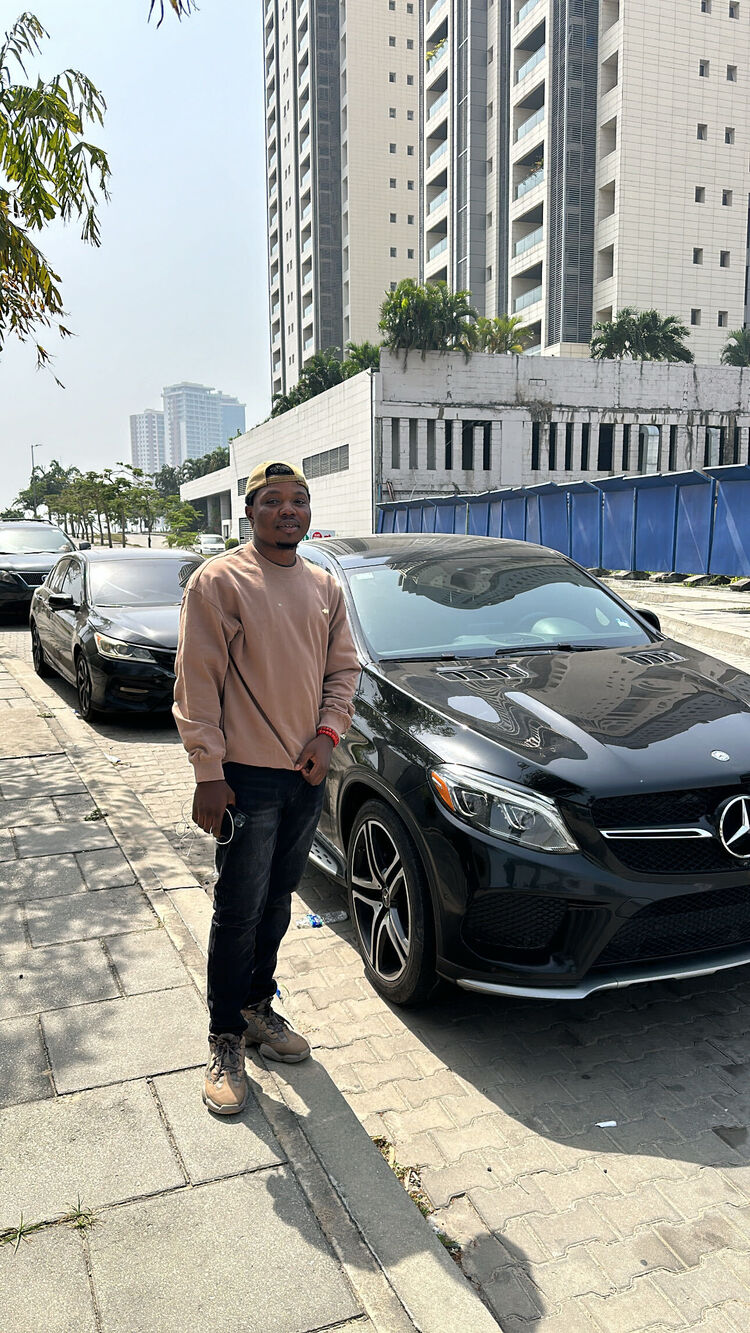  46811429  Opeyemi, 34 ,    -