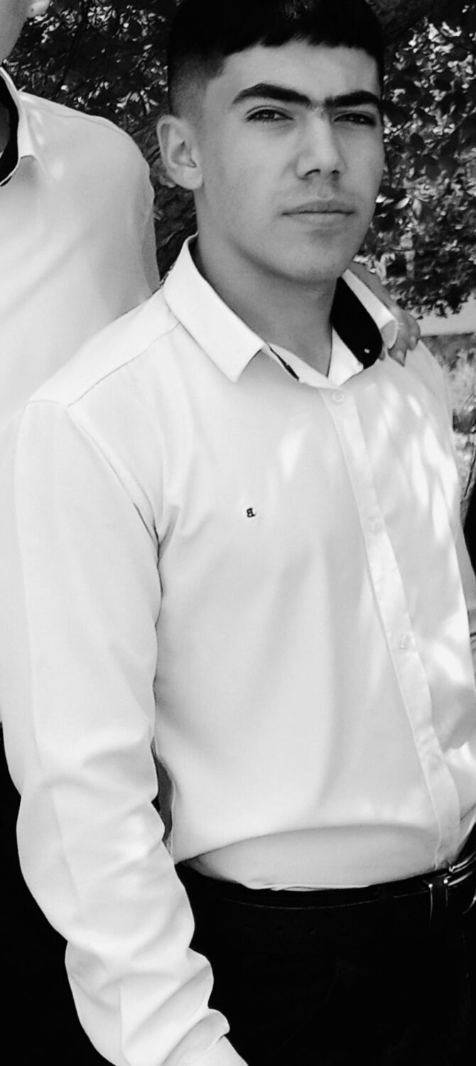  45160339  Diyor, 21 ,    