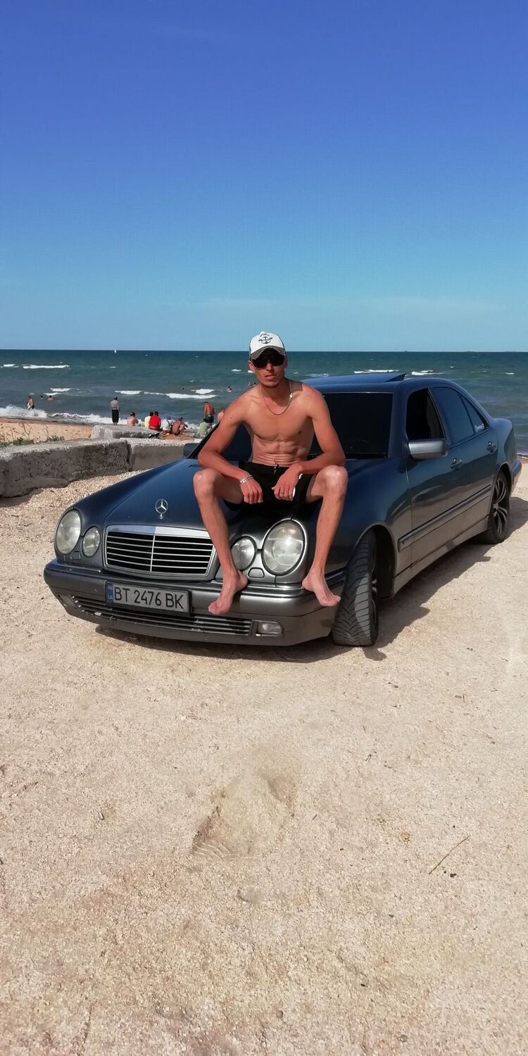  44107409  , 31 ,    