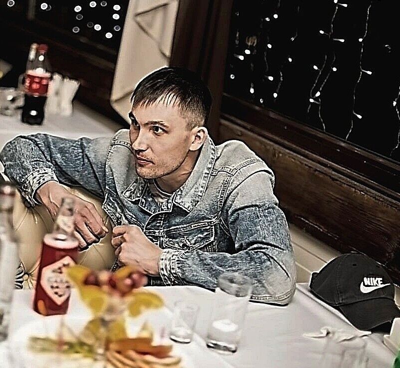  --,   , 39 ,  