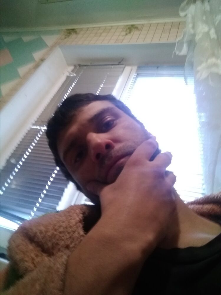  ,   Artem, 35 ,   ,   , c 