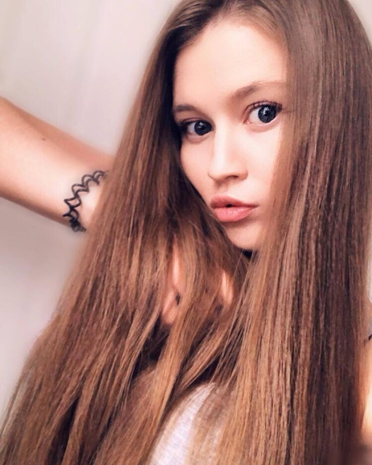  24079419  Oksana, 26 ,    