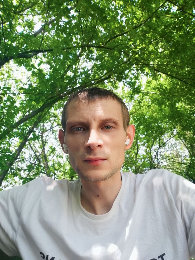  42707019  , 37 ,    