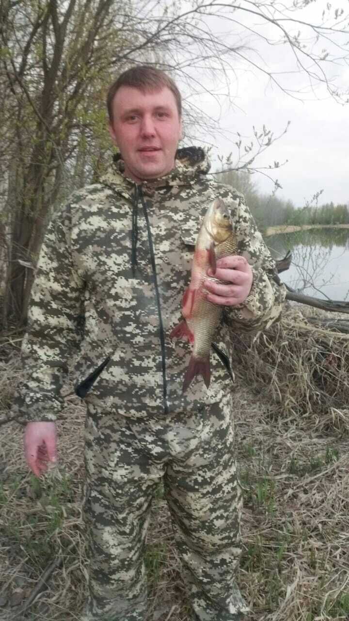  29075069  Roman, 34 ,    