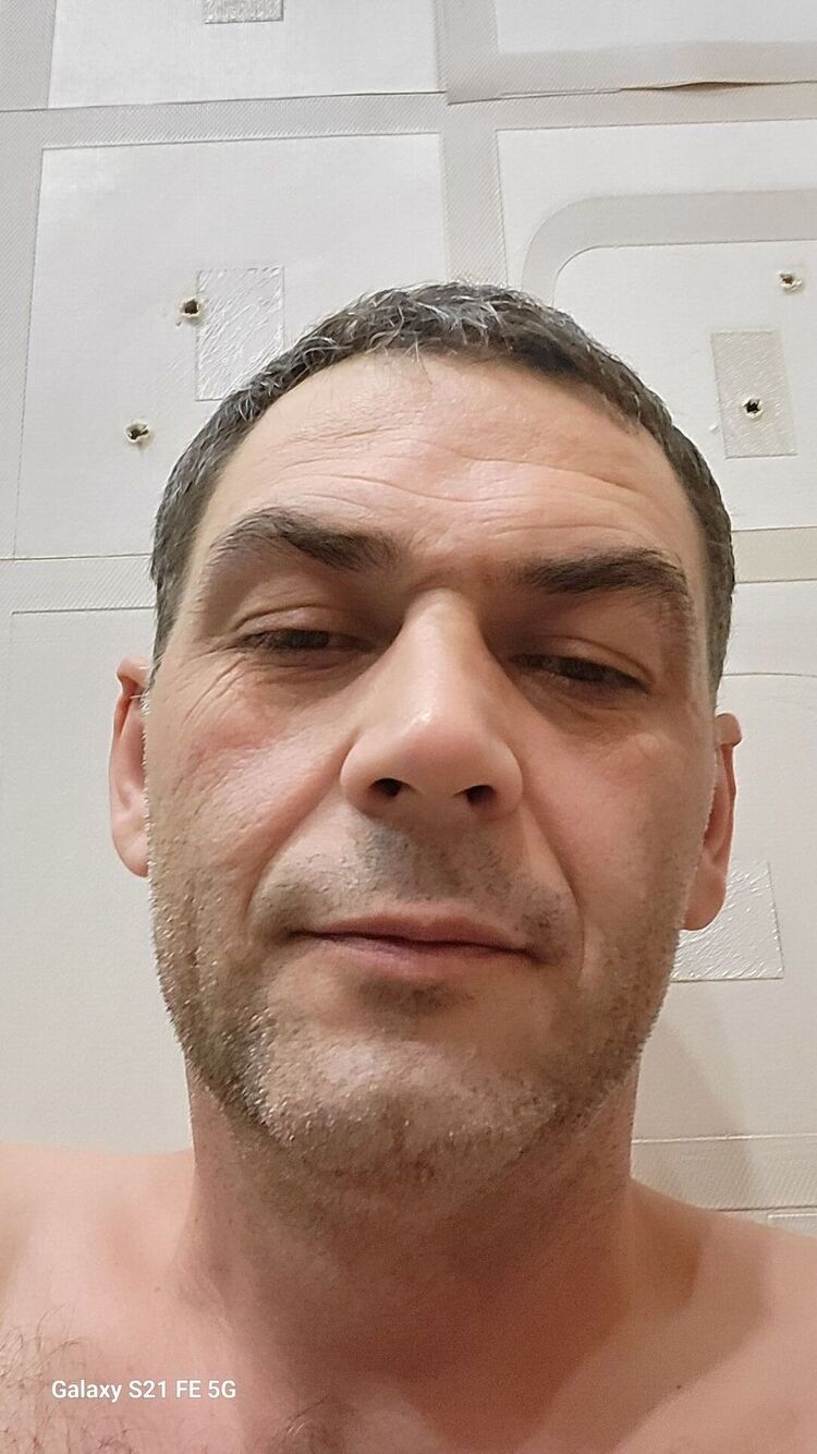  52799469  , 43 ,    