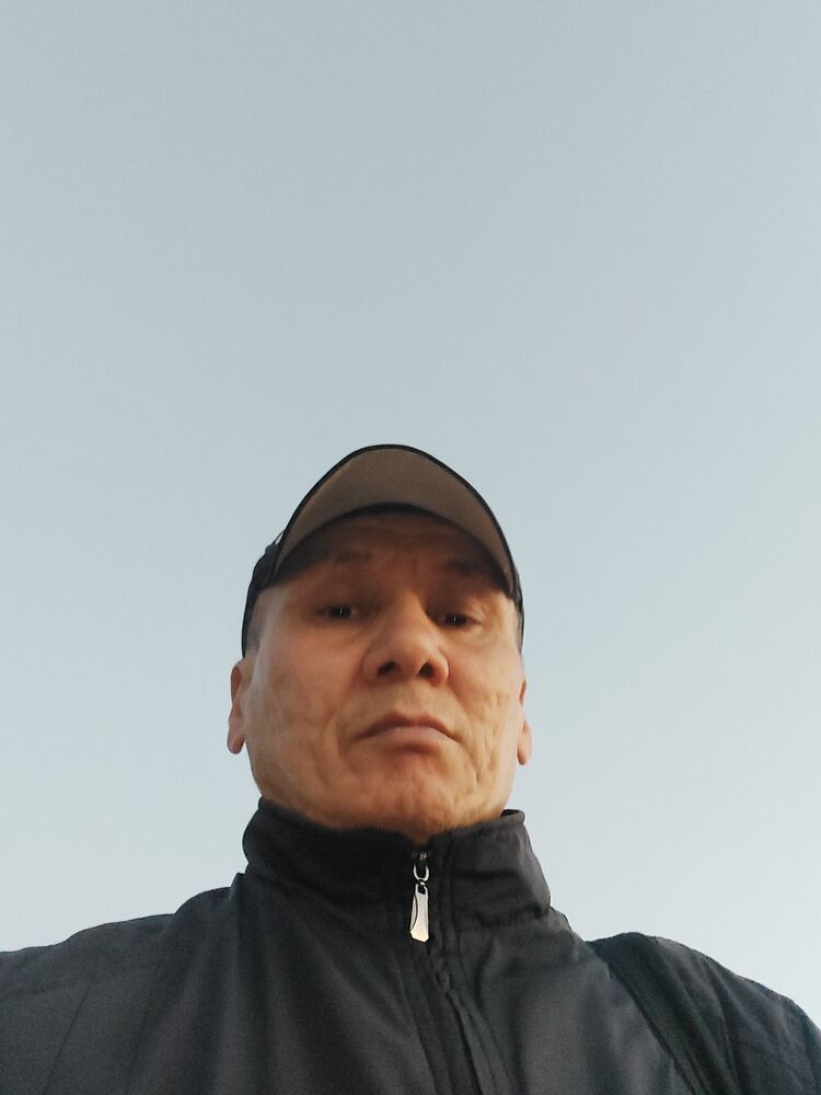  22852869  , 52 ,    