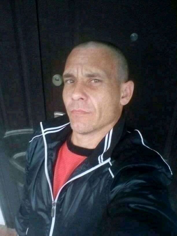  23193859  , 40 ,    
