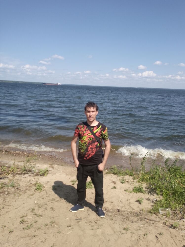  52787249  , 37 ,     