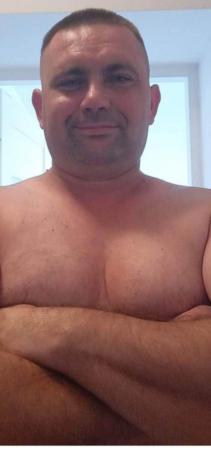  ,   Ruslan, 39 ,   ,   
