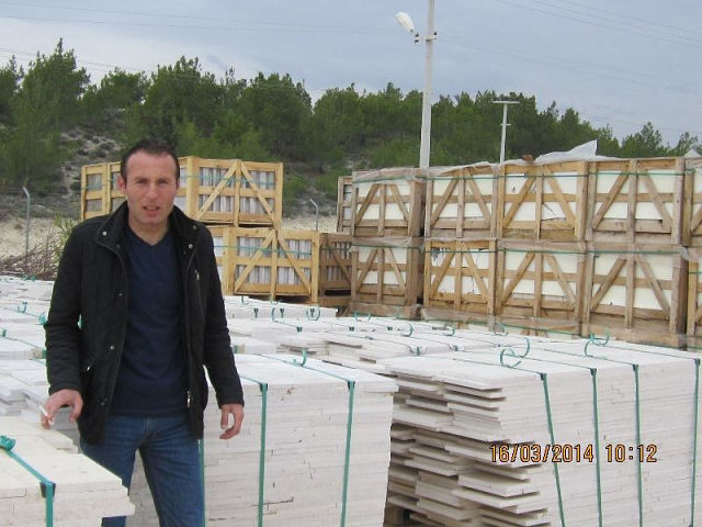  4309109  Davit, 42 ,    