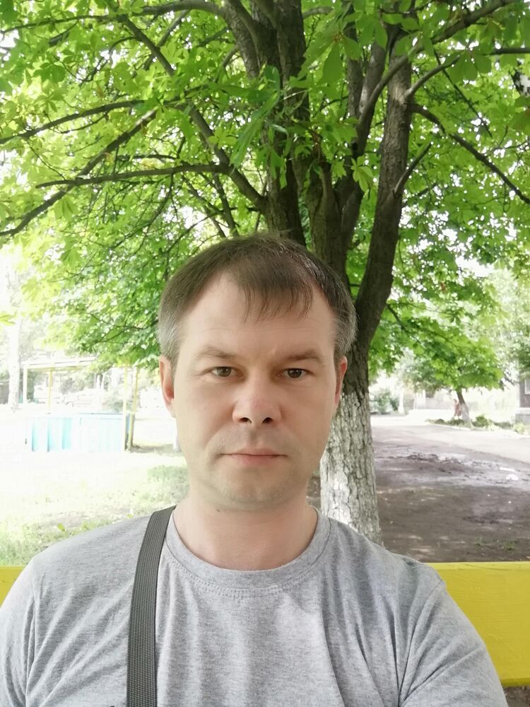 ,   Yuriy, 43 ,   ,   