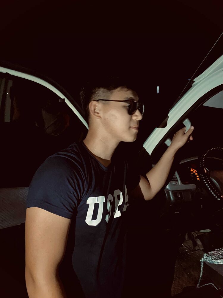  ,   Nurzhan, 23 ,   ,   