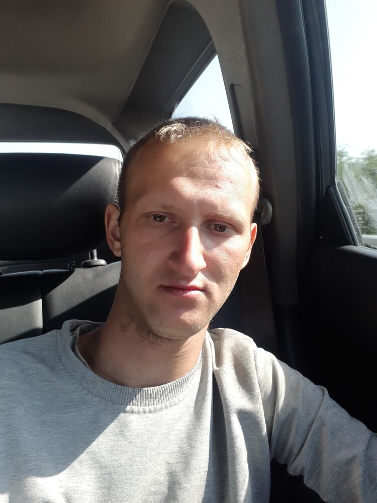  45582969  , 24 ,    