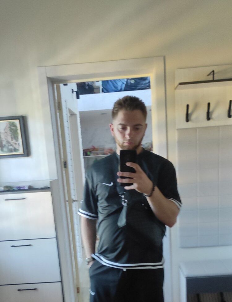  52921929  J_G, 26 ,    