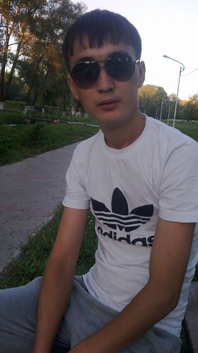  5671079  Ernur, 36 ,    -