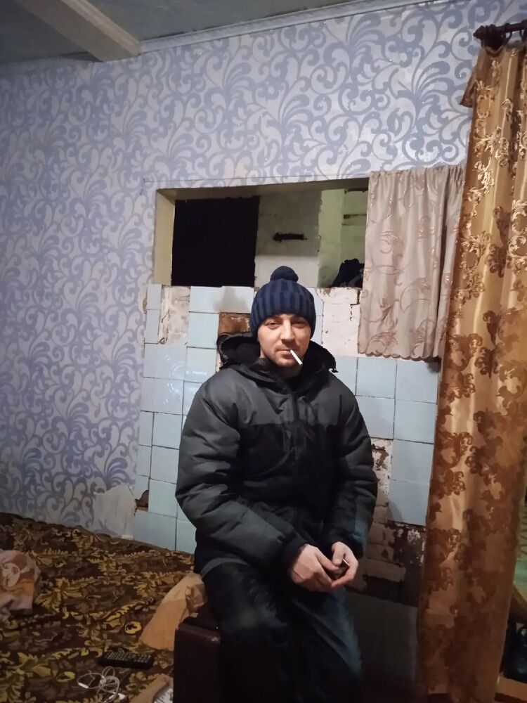  25145489  Evgeny, 33 ,    