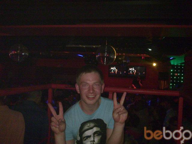  ,   Vitali, 37 ,  