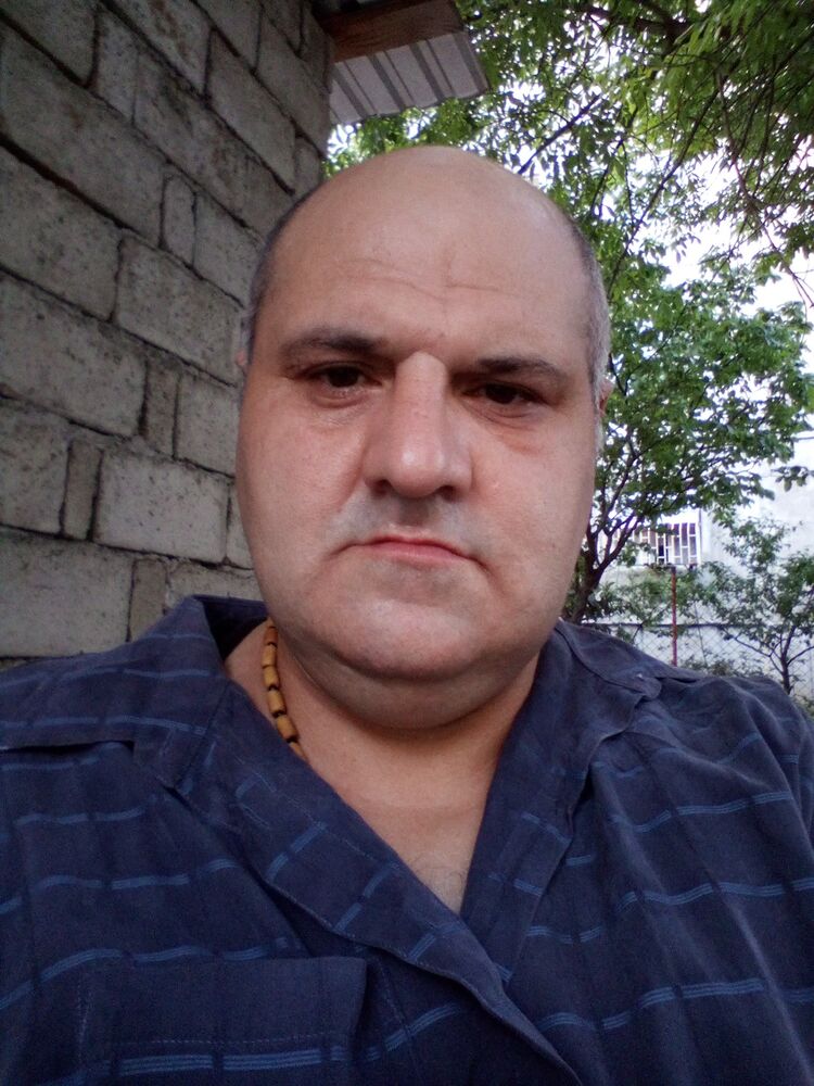  39370499  Vladimeri, 49 ,    