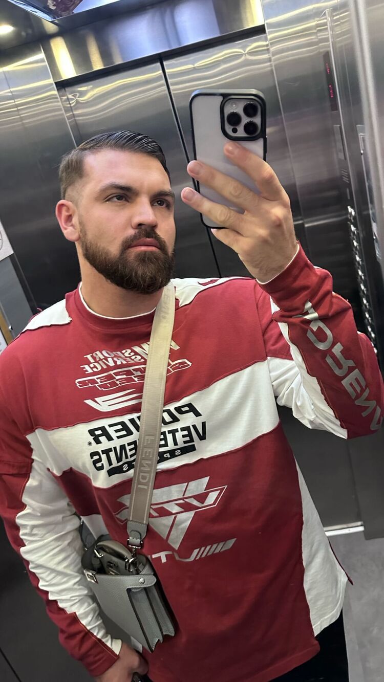  54763339  Egor, 41 ,    