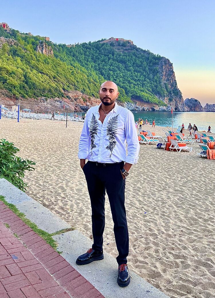  ,   Elxan, 35 ,  