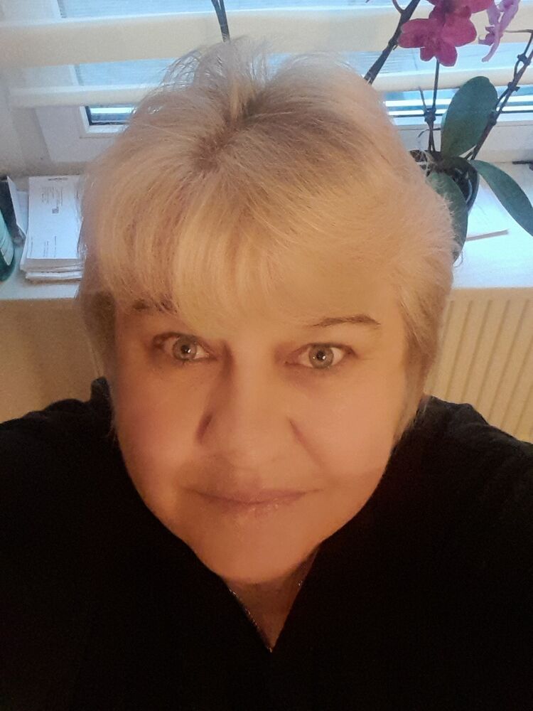  ,   Elena, 52 ,   