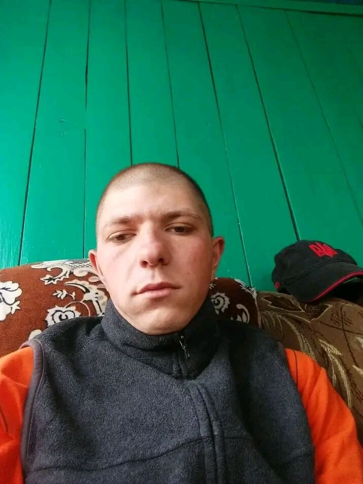 40947309  OLEKSANDR, 23 ,    