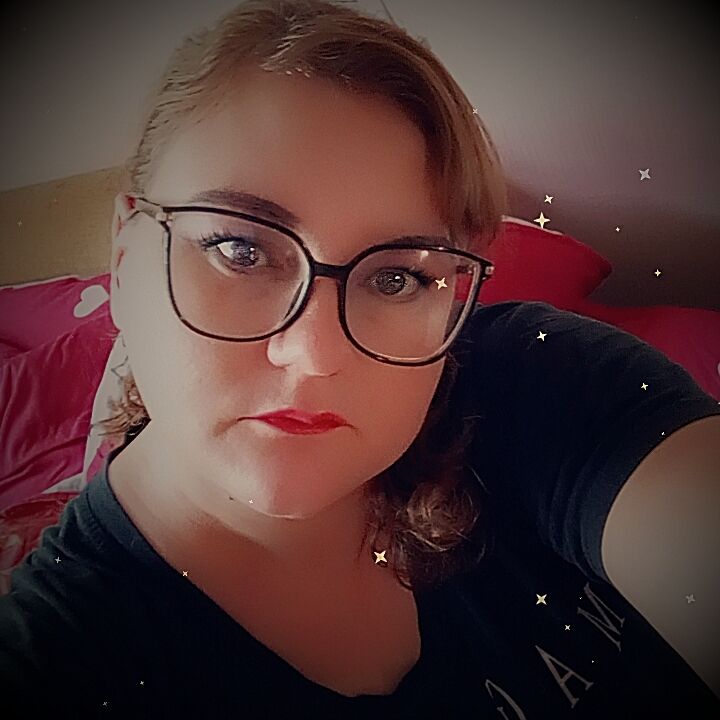  46728289  Anastasia, 39 ,    