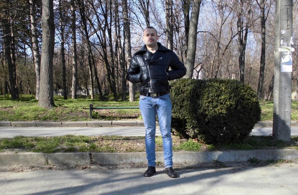  10772019  P Nicolai, 36 ,    